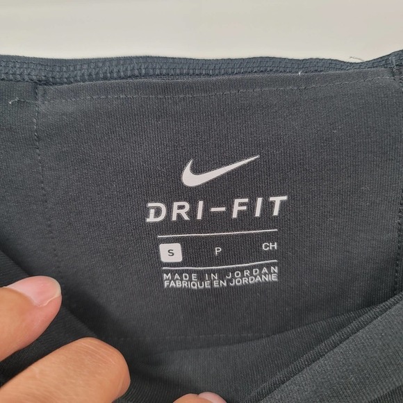Nike Dri-Fit Cropped Leggings Size S Active - Picture 4 of 7